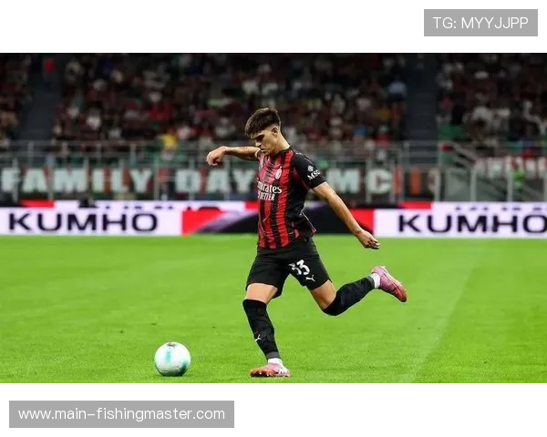 本土青训巴尔泰萨吉薪资翻倍背后,意甲球队如何平衡外援巨星与自家孩子更衣室生态 本土青训巴尔泰萨吉薪资翻倍背后,意甲球队如何平衡外援巨星与自家孩子更衣室生态